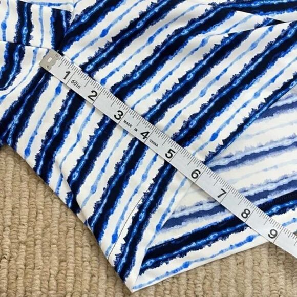 Spanx Sunshine Blue Painted Stripe 6” Short Size Large - Picture 6 of 8